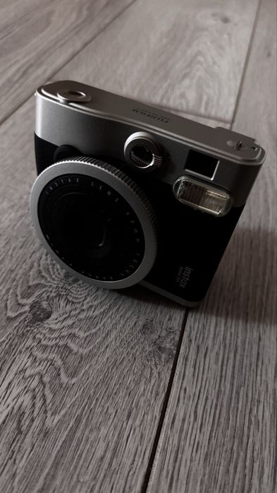 Instax mini 90 фотоаппарат