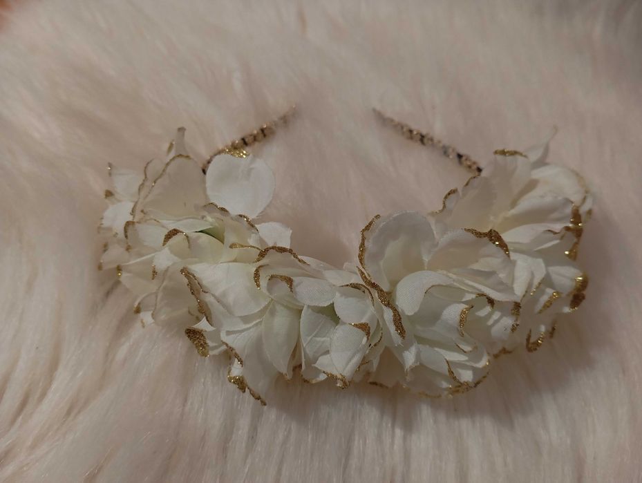 Диадеми с цветя 20 евро за всички заедно