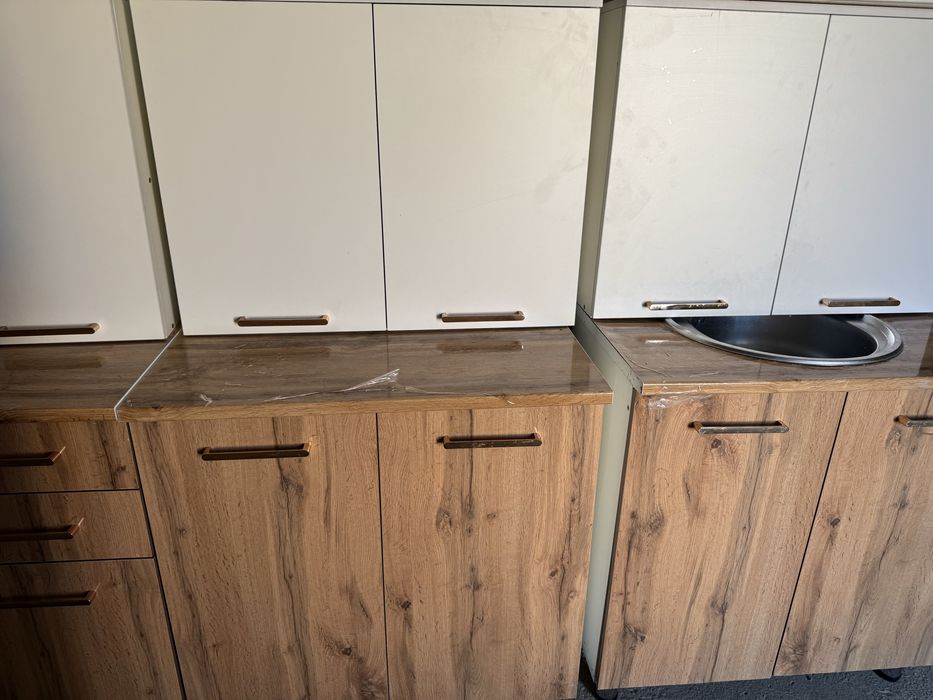 Продается кухонный гарнитур