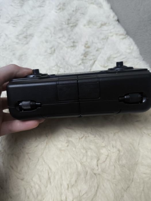 Продаю дрон  хороший без доставки!