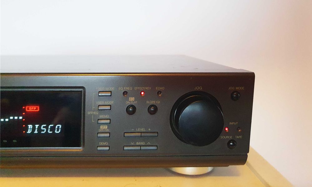 Procesor digital de sunet Technics SH-GE90