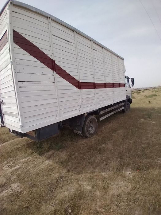 Мерседец Бенс 814 саларка