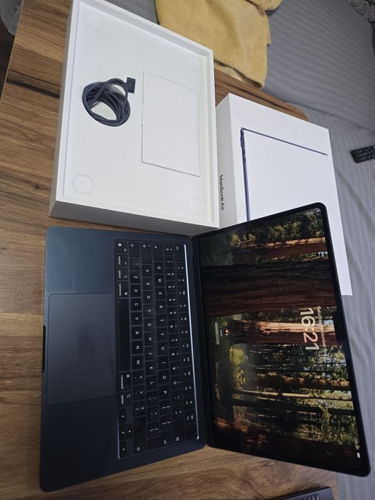 НОВ! Macbook Air M3 16GB