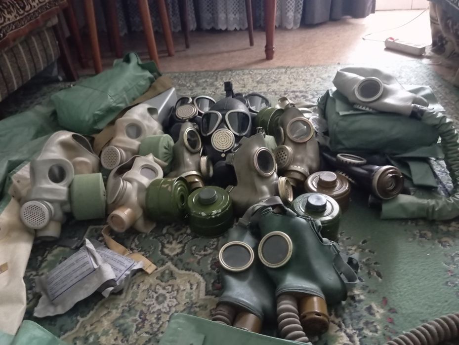 Продам оборону противогазы