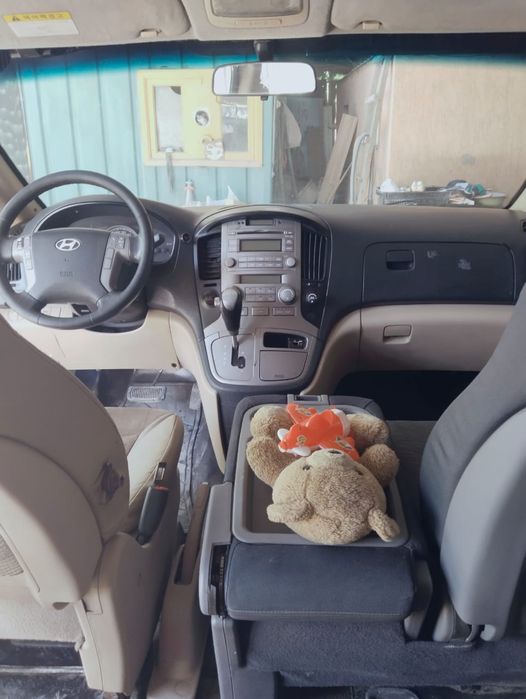 Микроавтобус хуендай грант Старекс