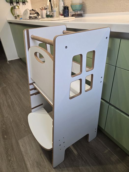 Learning tower (MDF)