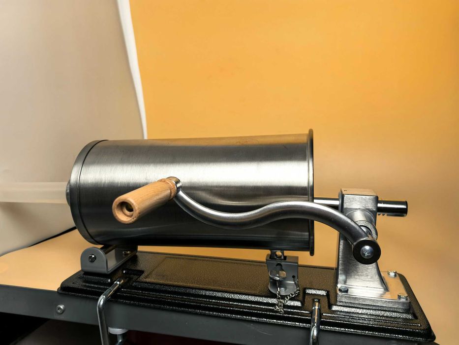 Aparat umplut carnati orizontal inox 6 kg