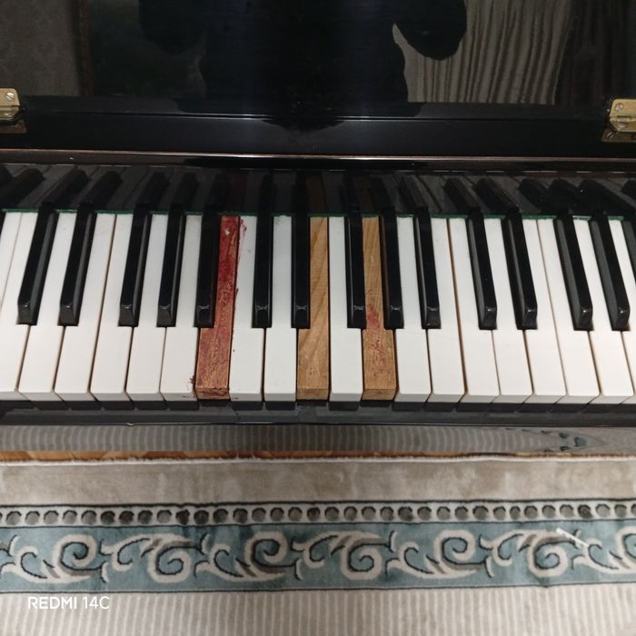 Пианино сатылады