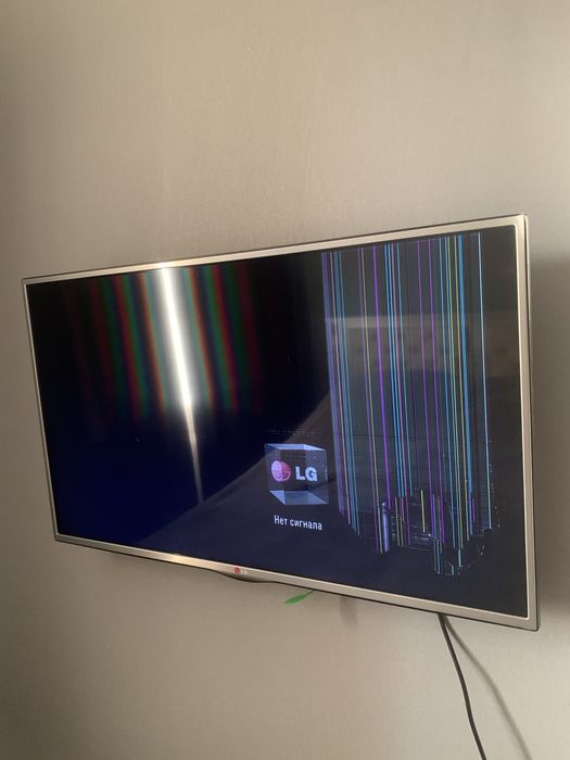 Срочно!Телевизор на запчасти Lg