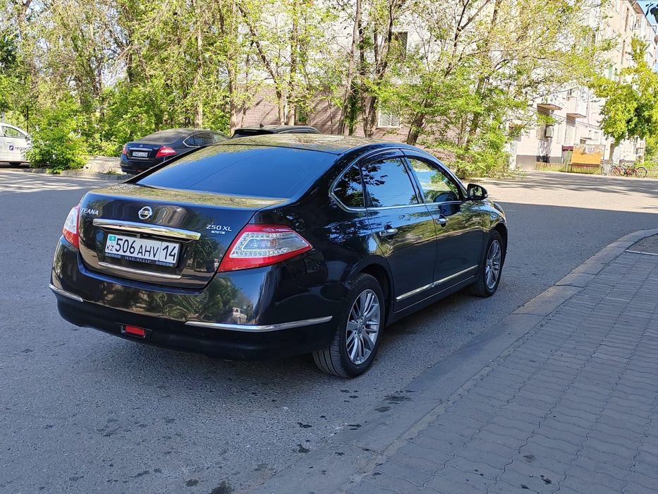 Ниссан Теана продам!