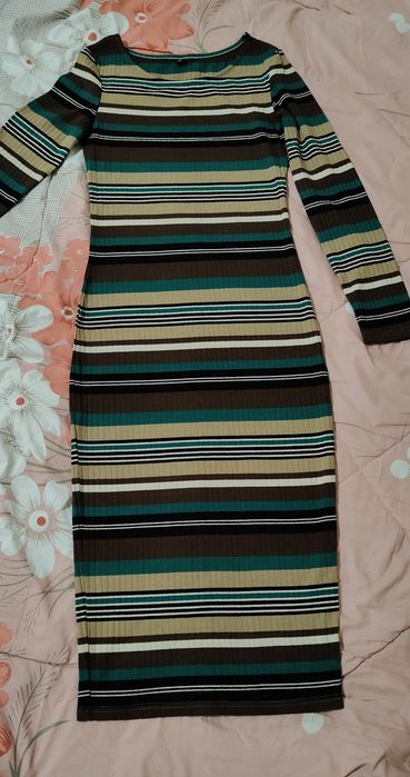 Женская платья посвободней