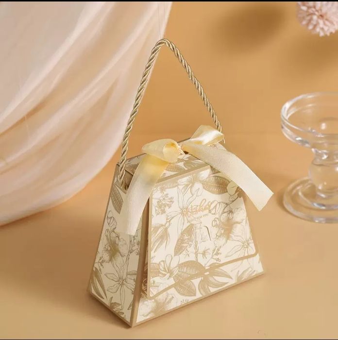 Бонбоньерка тойбастар