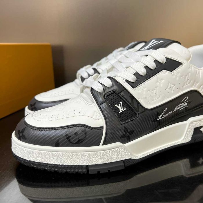 Adidasi Louis Vuitton Trainer Premium