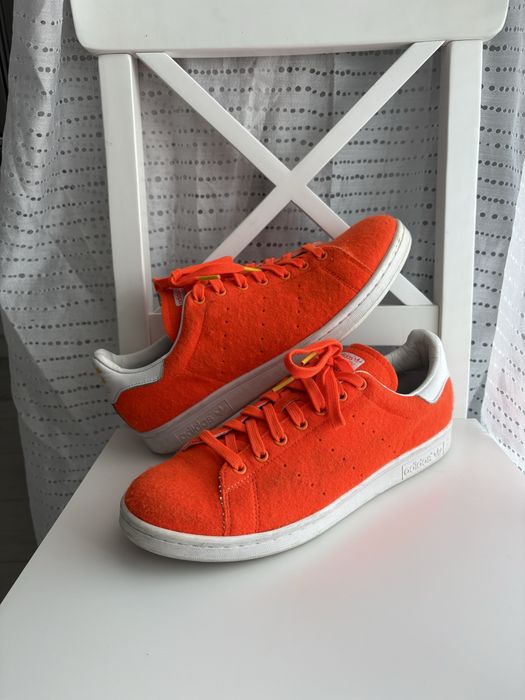 • Adidasi • STAN SMITH •