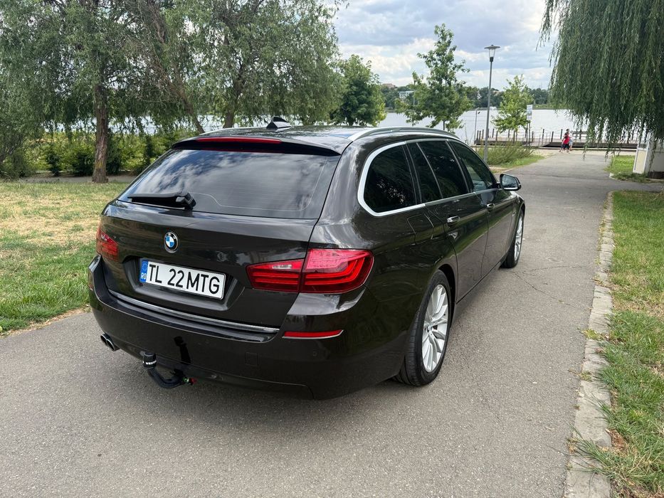 BMW Seria 5 BMW F11 520D xDrive 8HP