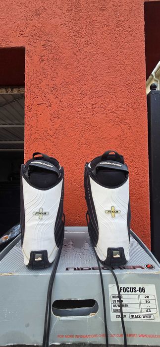 Сноуборд с автомати и обувки Nidecker