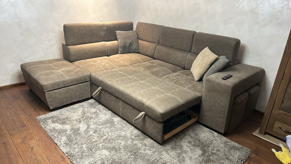 Ъглов диван на 3 модула