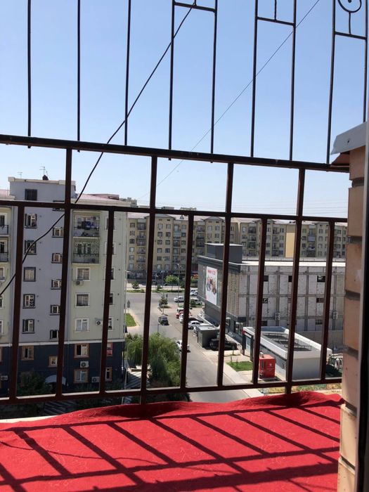 Срочно продается 3 комнатная квартира в Янгихайатски район