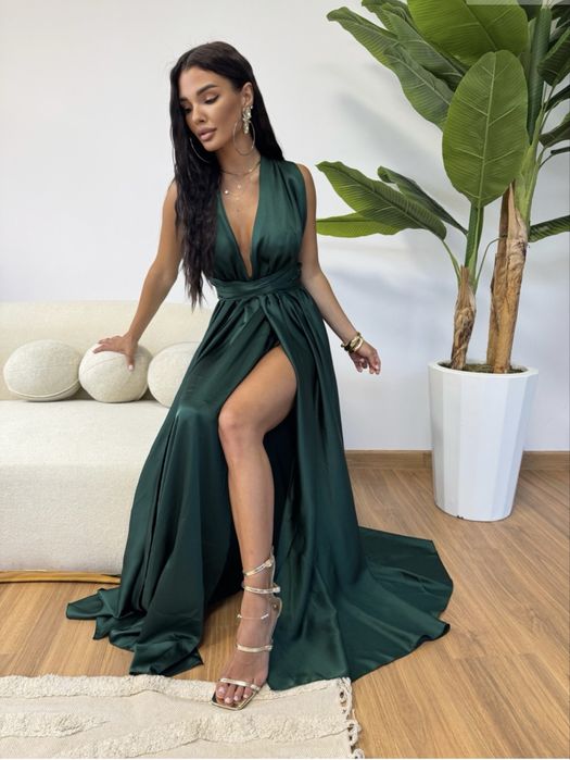 Официална рокля LBD