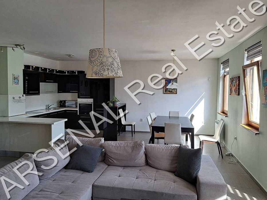 Дава се под наем Тристаен апартамент в София, Център - 130 кв.м за 1500 € - Снимка #9