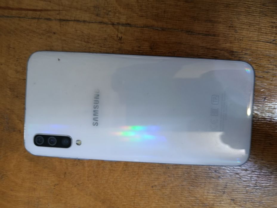 Samsung Galaxy A50