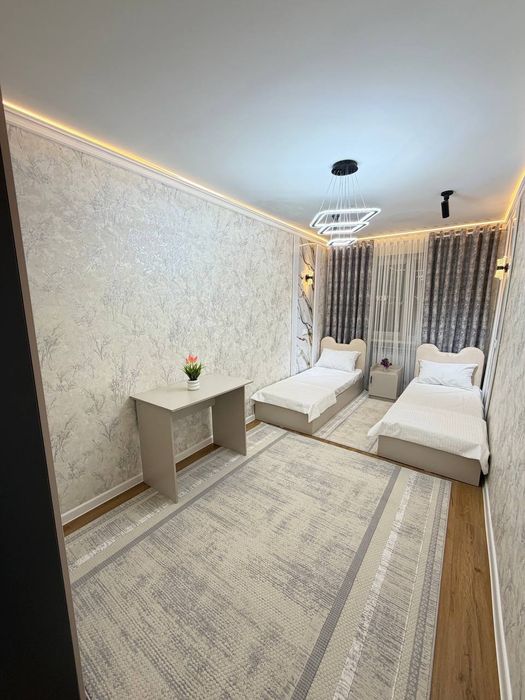 Чиланзар-1 кв  3-4/1/4. 72 м2 Срочно Продам квартиру срочно