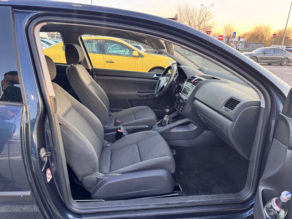 Golf 5 1.6 benz coupe