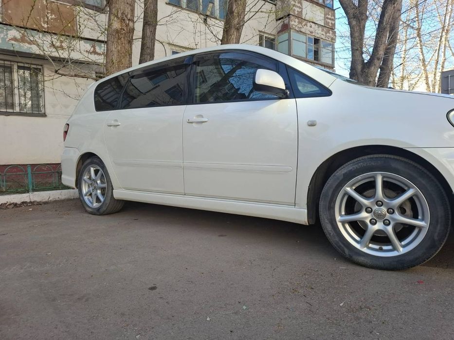 Продам летние шины с дисками