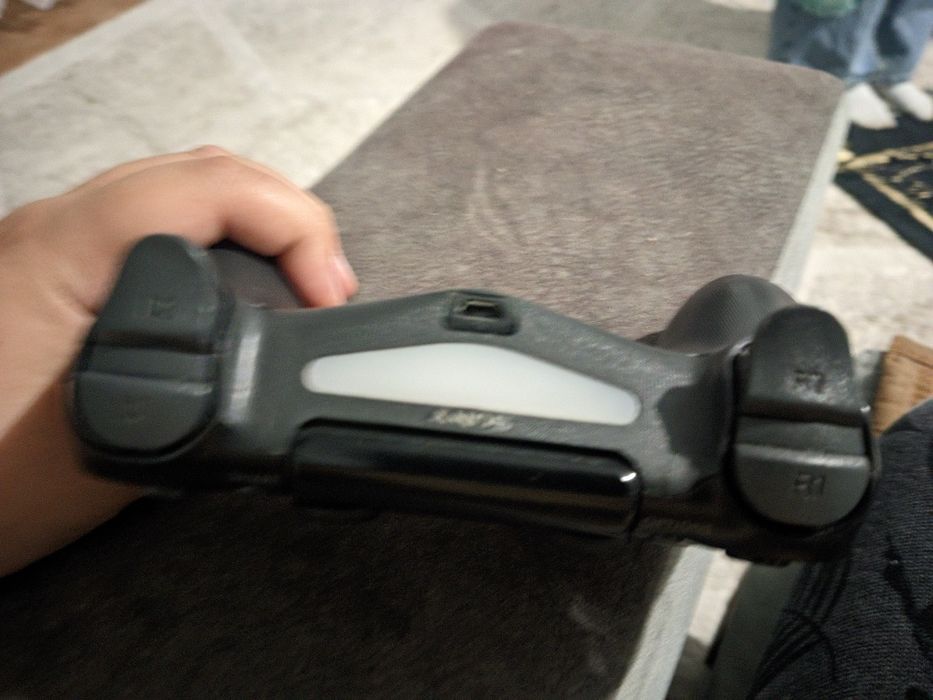 продам контроллер от пс4