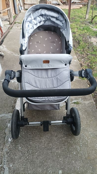 Бебешка Количка. .