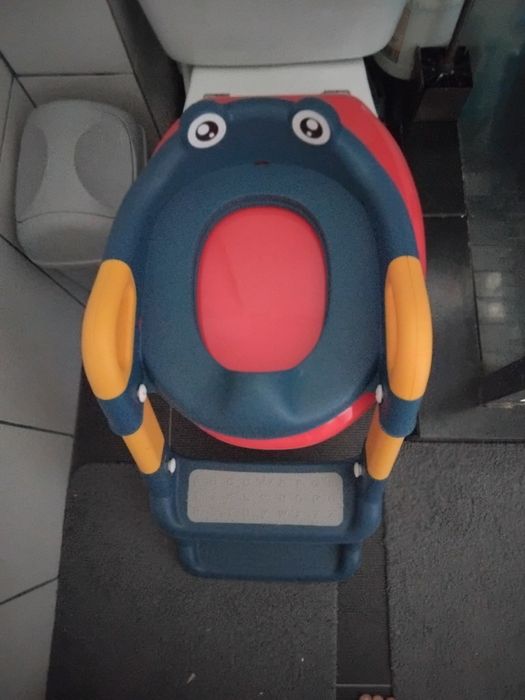 Adaptor toaletă pentru copii