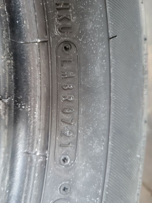 4бр 235/60/16  за джип 4х4 запазени