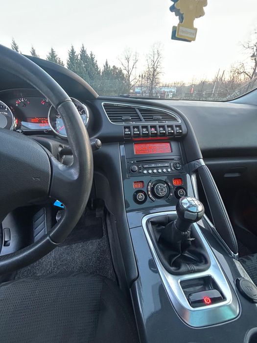 Peugeot 3008 2010 Full