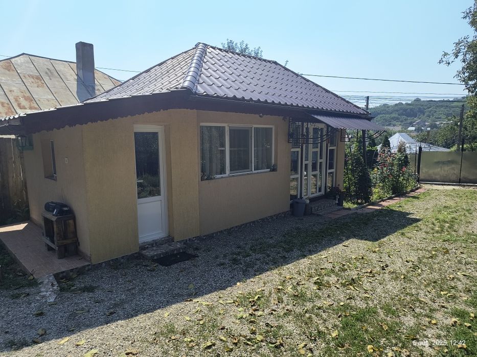 Proprietar vând casă nouă foarte  aproape de oraș