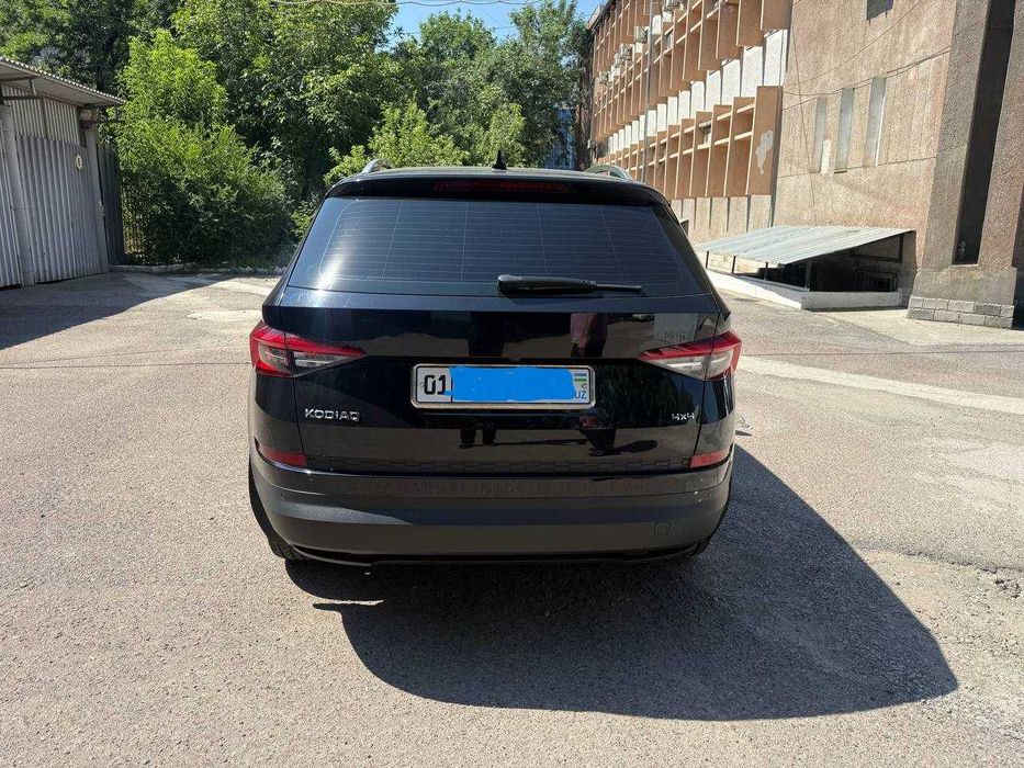 Skoda Kodiaq 2021, 2.0 AT (180 л.с.), 4WD, Комплектация Style (7 мест)