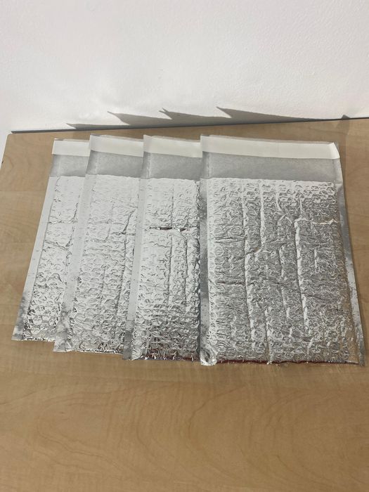 /100 Buc. Pungi Termoizolante 16x20cm cu Folie Bule și Aluminiu; Plic