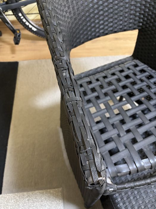 Scaune cu masuta de vanzare