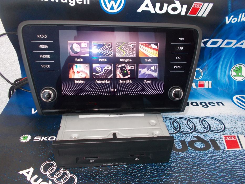 Vând navigație mib2 display unitate LCD Octavia 3