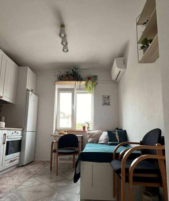 Дава се под наем Двустаен апартамент в Варна, Общината - 62 кв.м за 850 € - Снимка #2