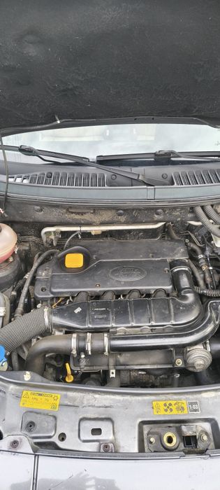 Vând Land ROVER Freelander td4