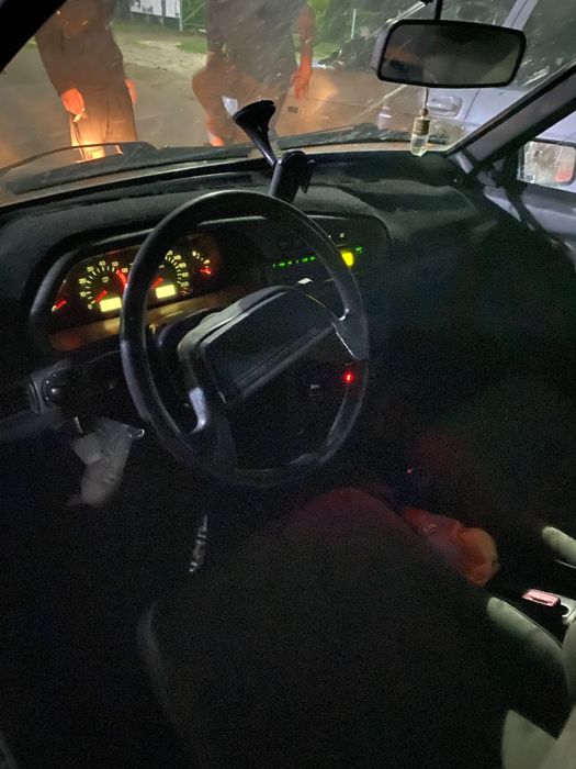 Автомобиль ваз 2114