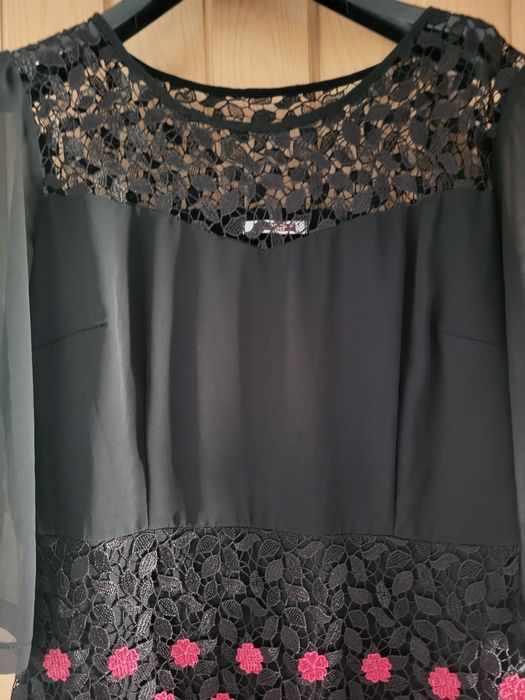 Vând Rochiță Shesay