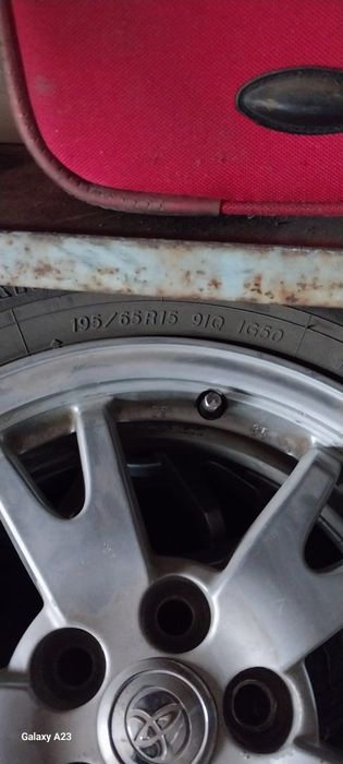 Диски r 15 на тойота.