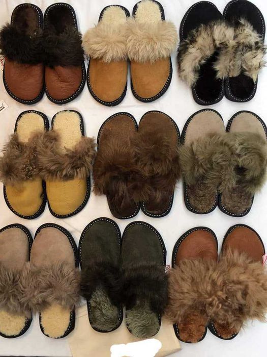 Pupuci de casă din blană naturală ovină