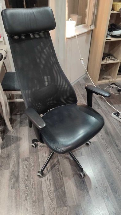 IKEA офис стол Jarvfjallet