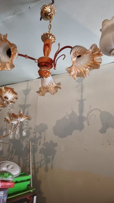 Люстра для зала и кухни