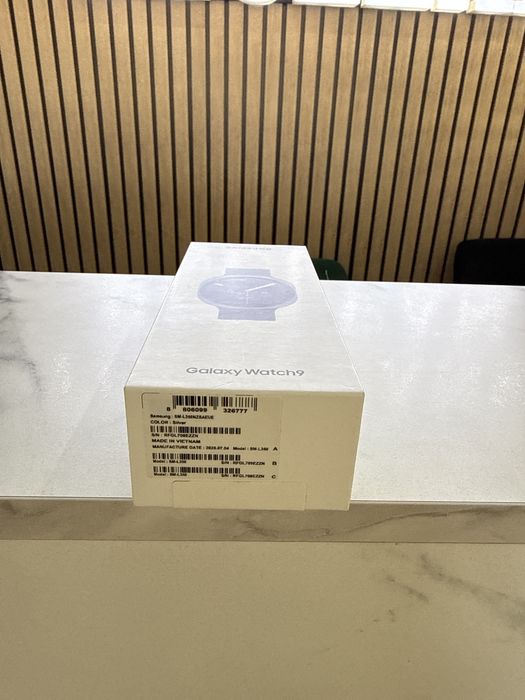 Galaxy Watch 9 44 mm GPS Silver