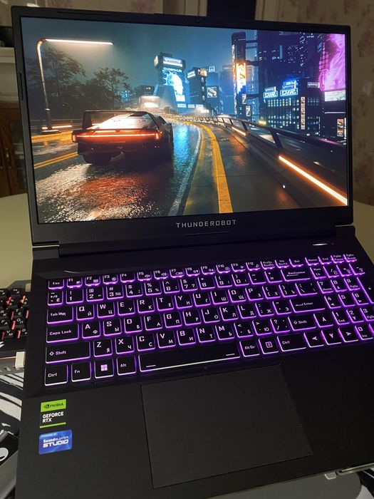 Игровой ноутбук, THUNDEROBOT