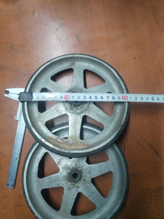 Колёса на тележку