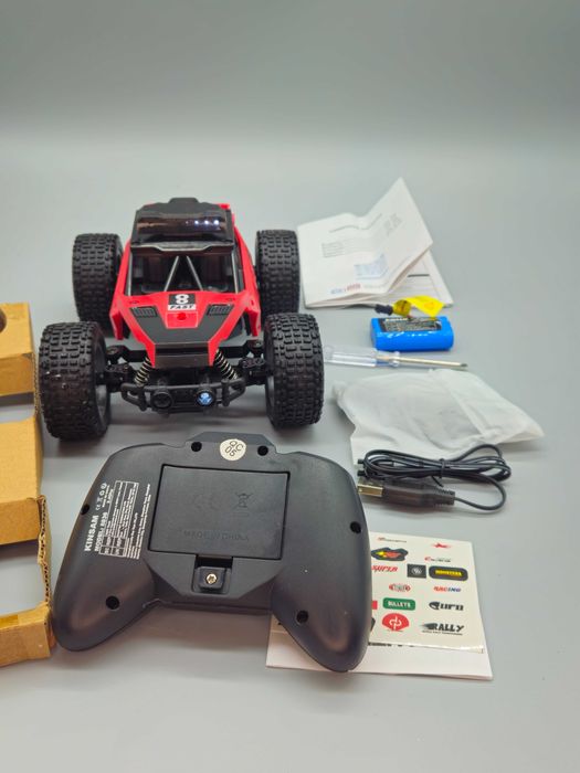 Нова! Радиоуправляема офроуд кола 1:18 с LED светлини и USB зареждане!